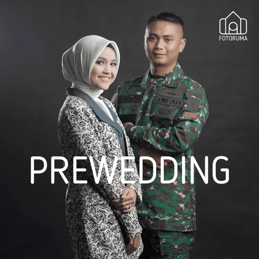 Foto prewedding pasangan dengan seragam loreng TNI AD